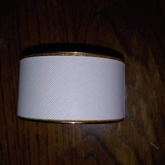 Two tone cuff bracelet - Picture 3 of 5